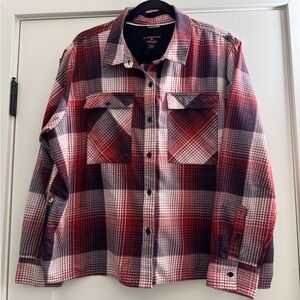 Wrangler Men's Red and White Plaid Button Down Shirt